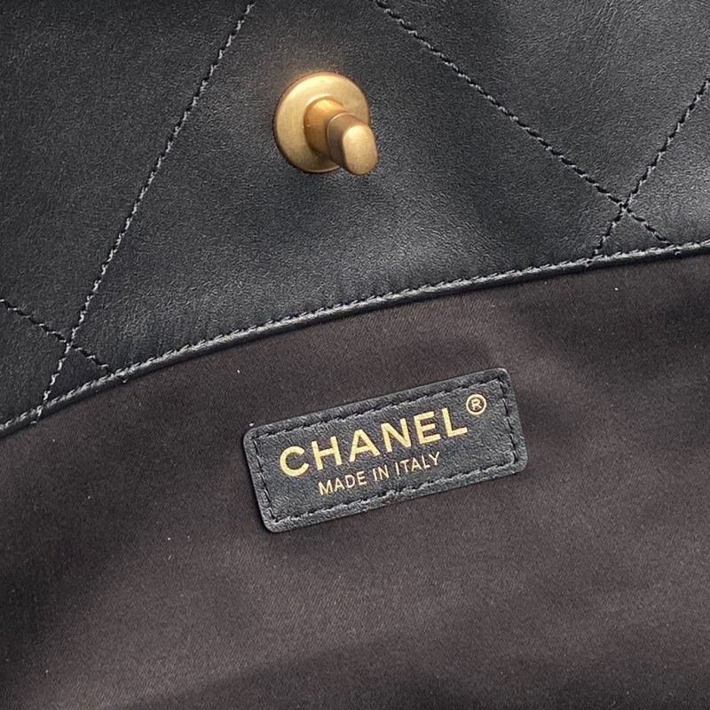 Ch**el shopping bags